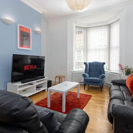 Air Host & Stay - Rockfield House - Sleeps 8 Liverpool Exterior photo